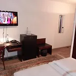 Szálloda Aris Sarstedt